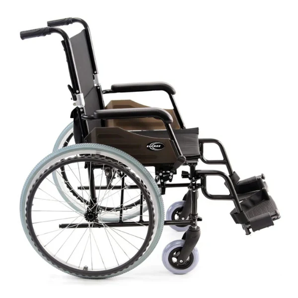 Ultra Light weight wheelchair LT-990 18" seat 24 lbs with Quick Release Axles - Image 2